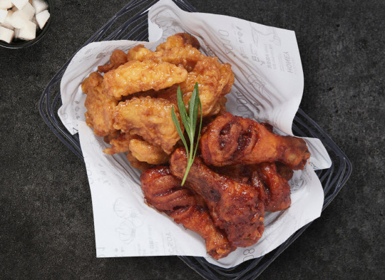 교촌치킨. <교촌에프앤비 제공>